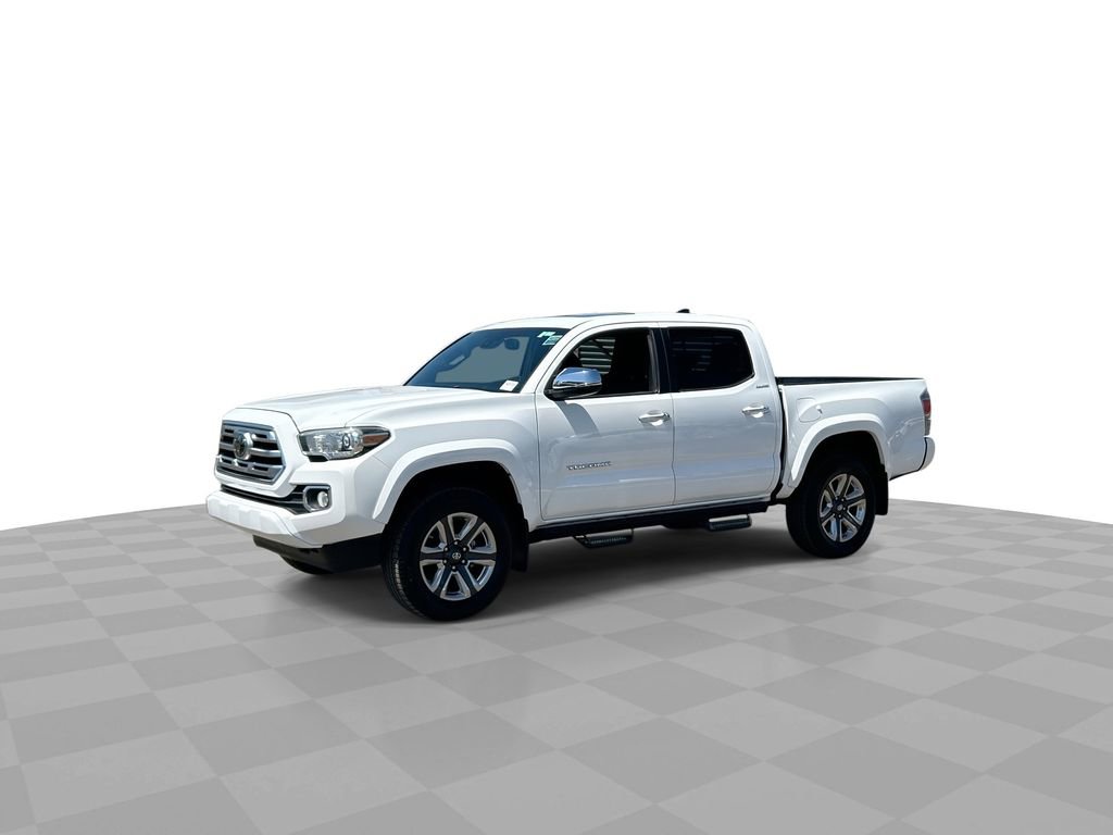 Used 2018 Toyota Tacoma Limited image 4