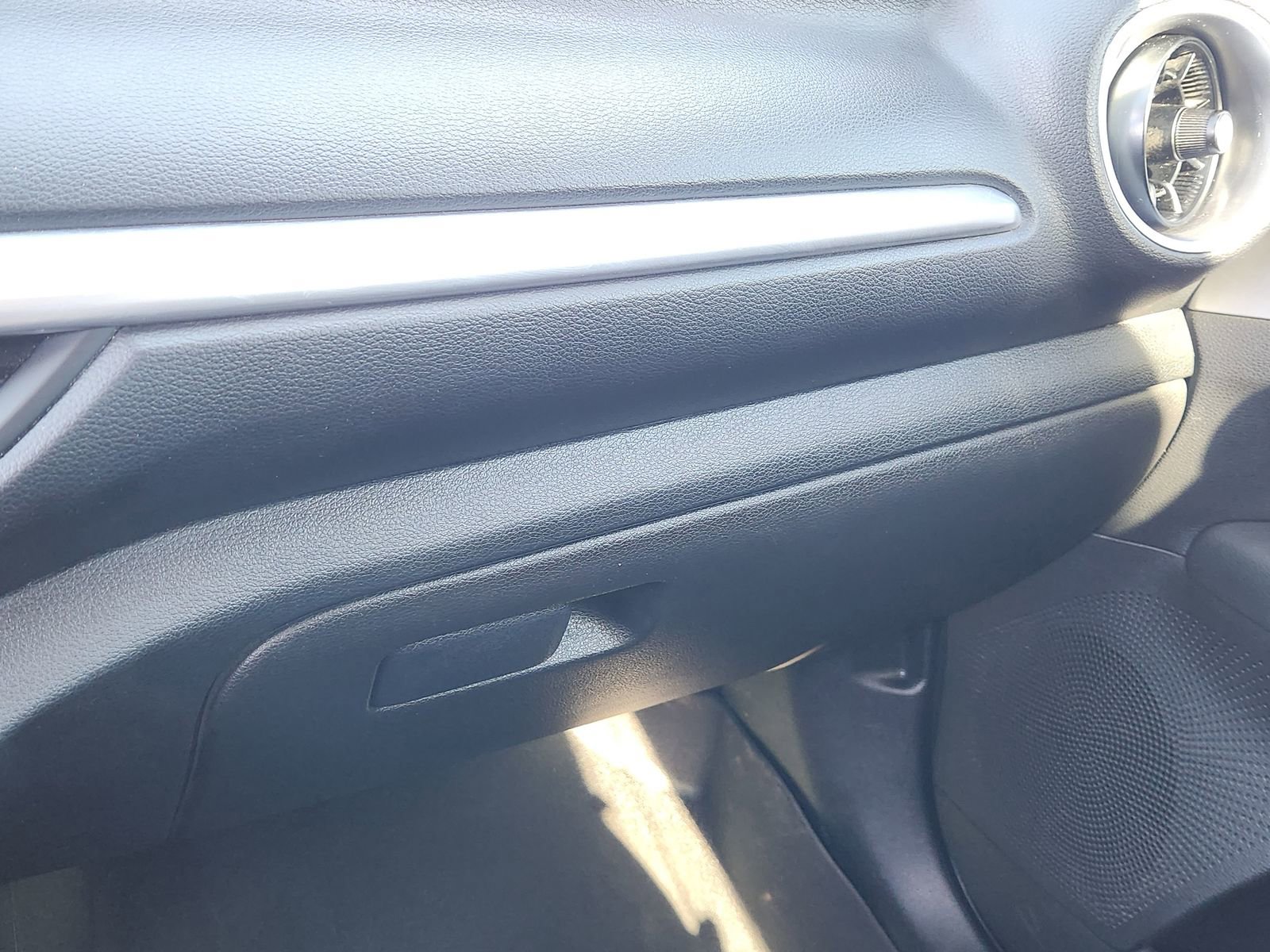 Used 2023 Kia Forte LXS w/ LXS Technology Package image 23