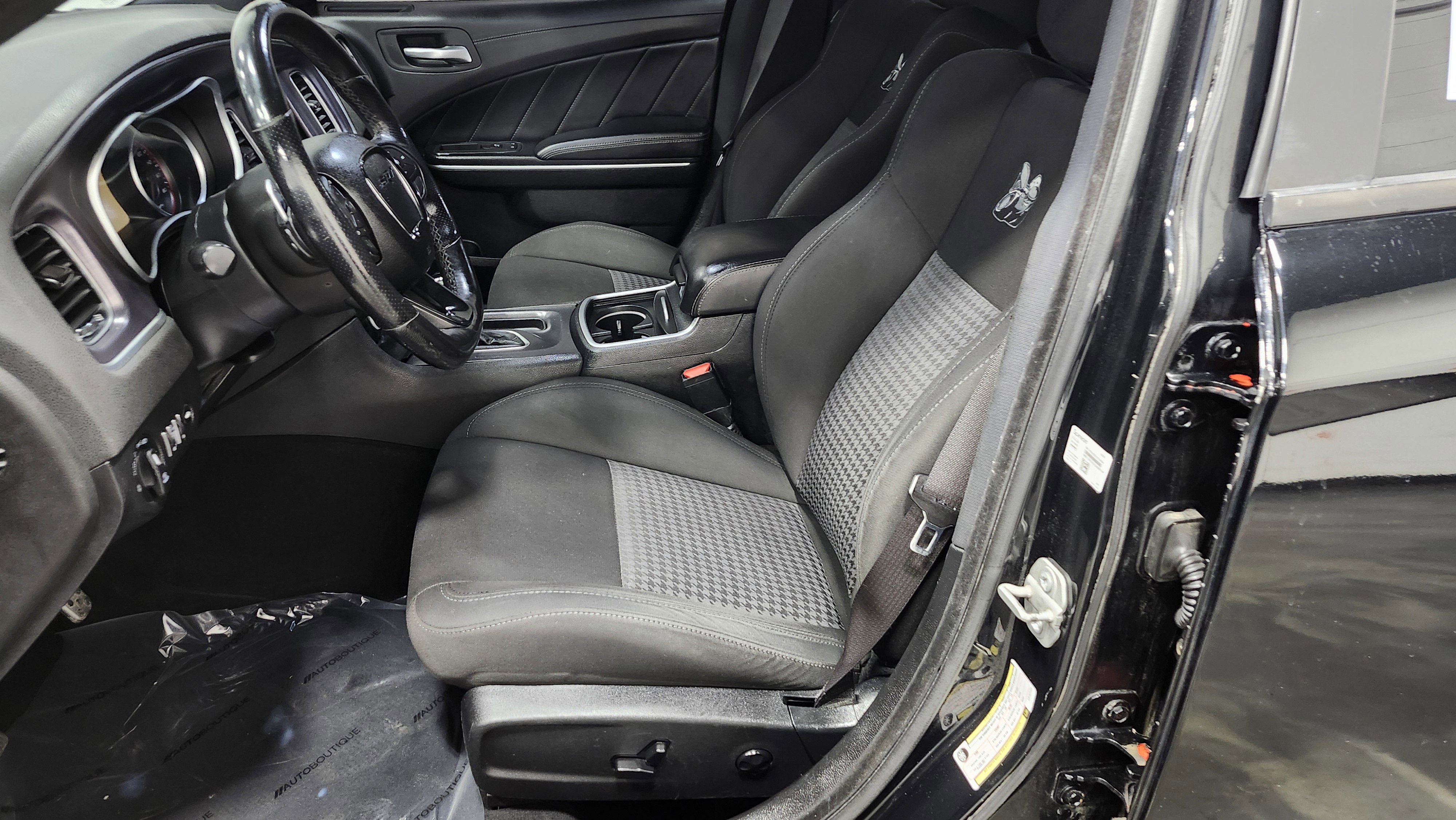 Used 2020 Dodge Charger Scat Pack w/ Dynamics Package image 27