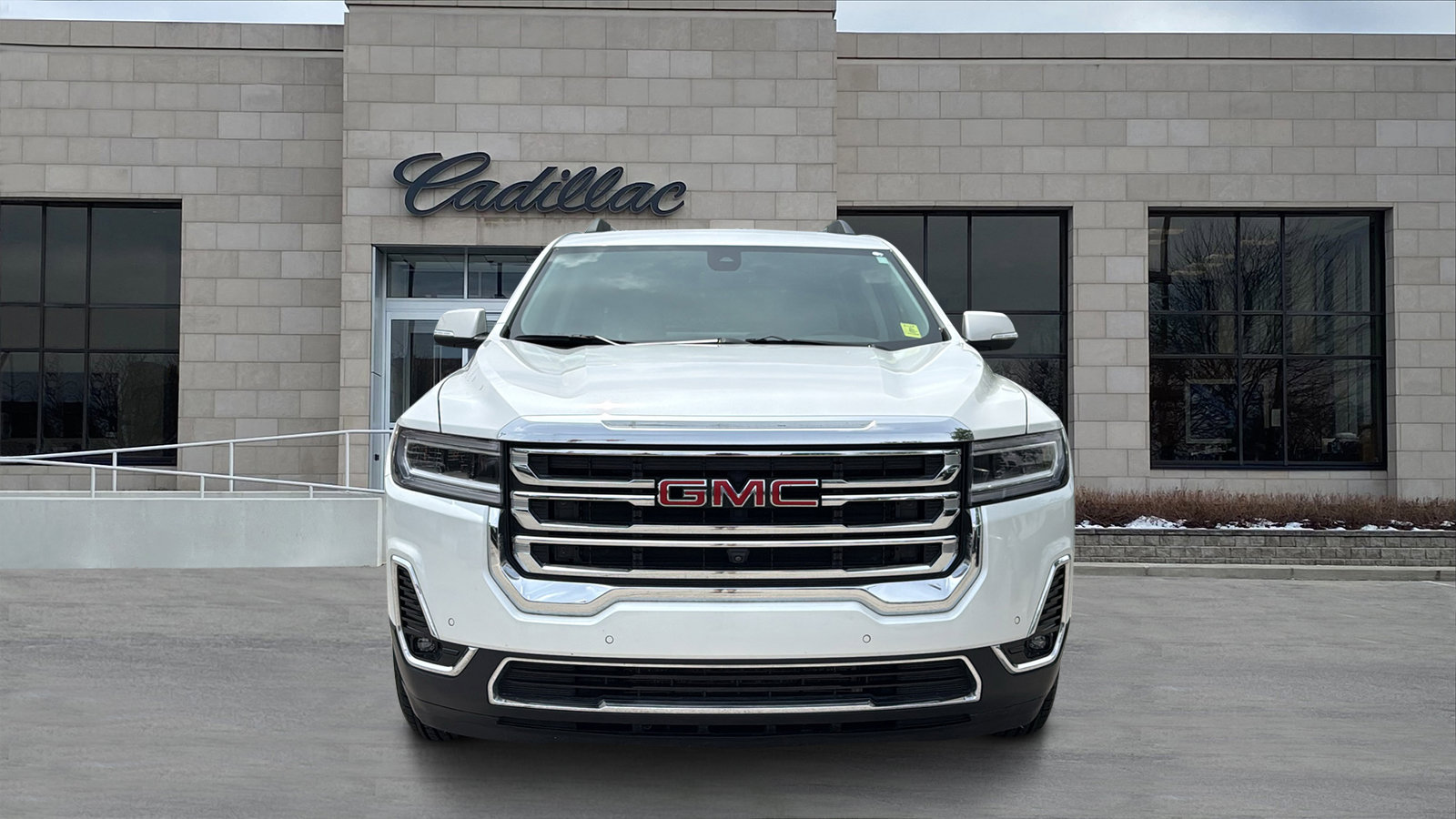 Used 2021 GMC Acadia SLT w/ Premium Package FWD image 7