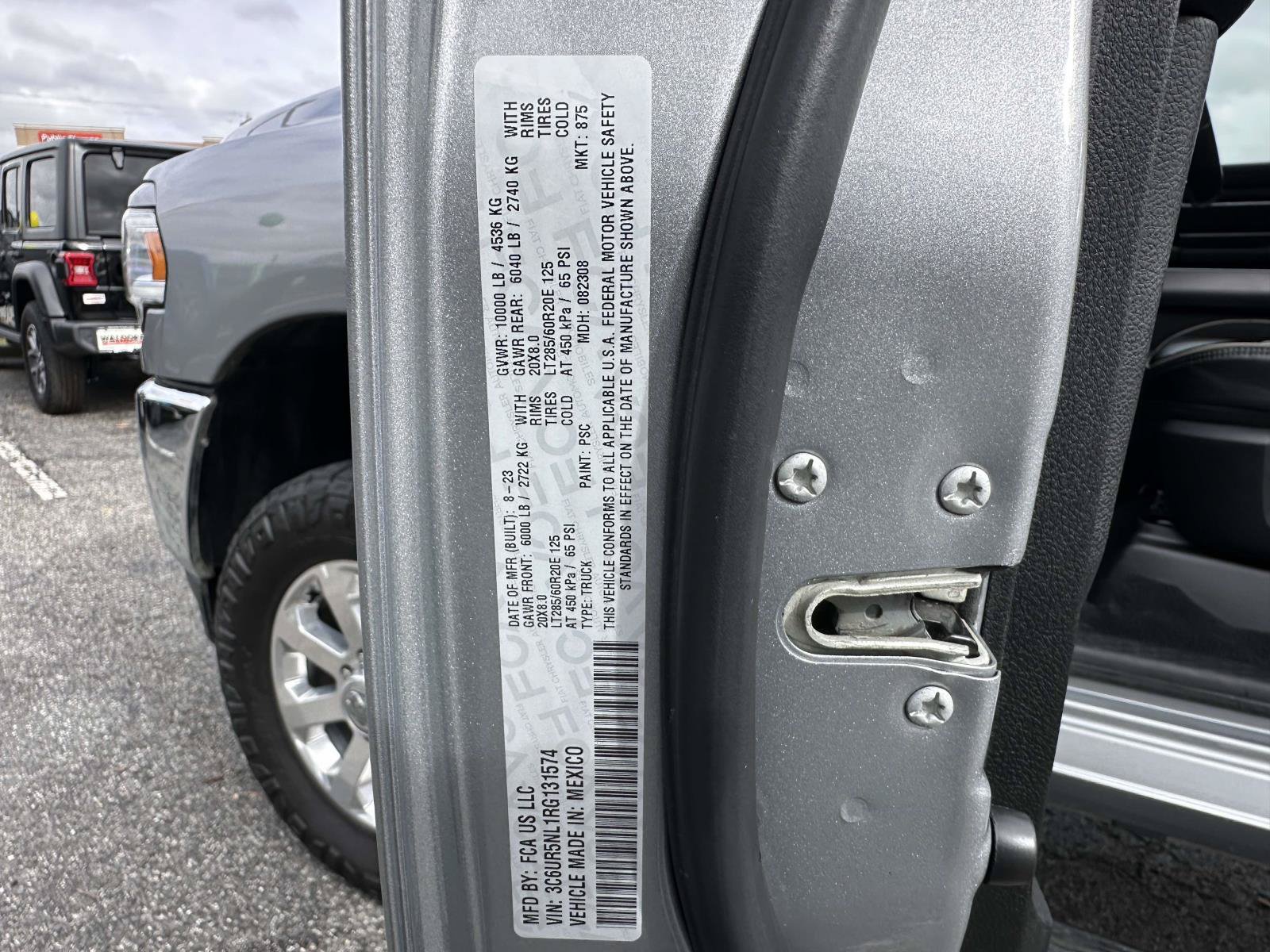 Used 2024 RAM 2500 Laramie w/ Sport Appearance Package AWD/4WD image 39