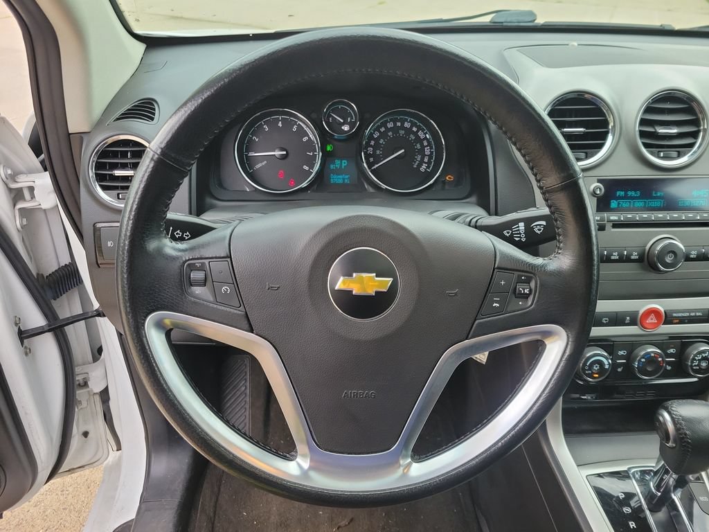 Used 2013 Chevrolet Captiva Sport LTZ FWD image 22