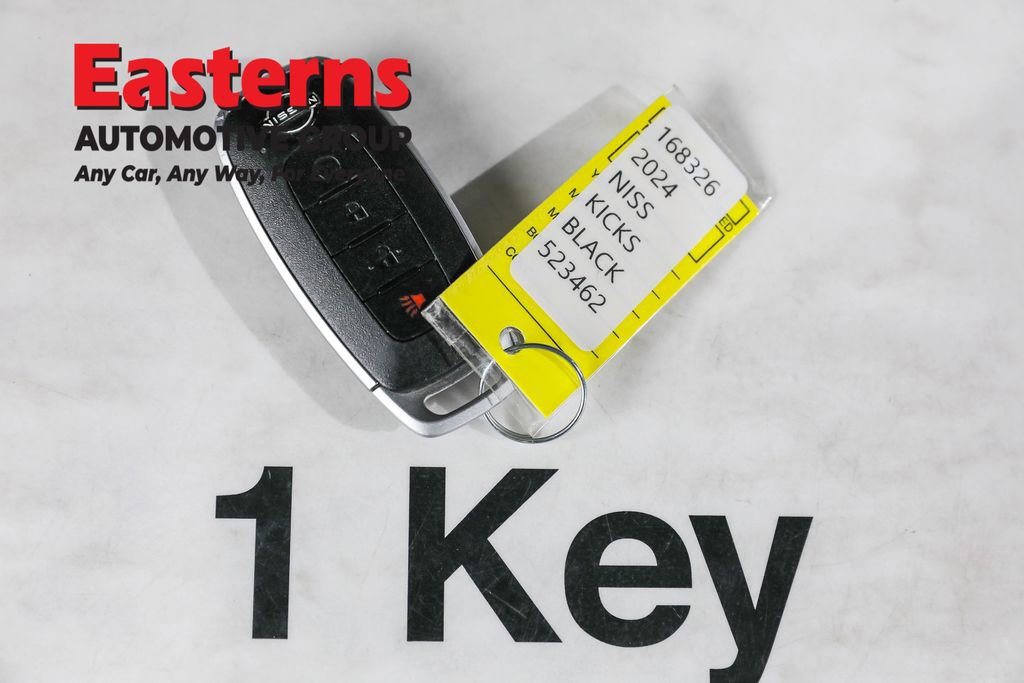 Used 2024 Nissan Kicks SR image 31