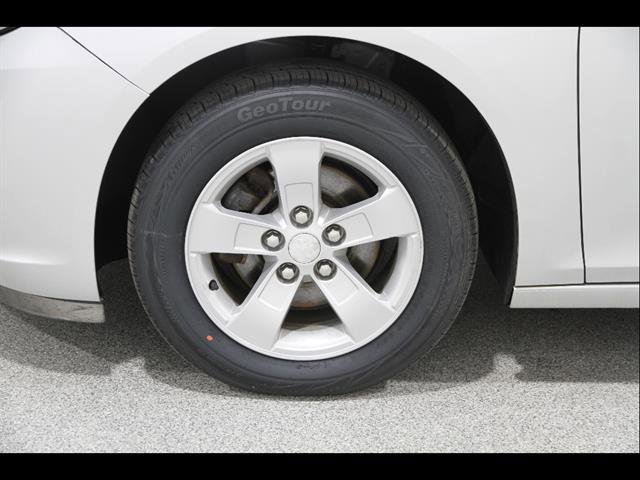 Used 2013 Chevrolet Malibu LS image 17