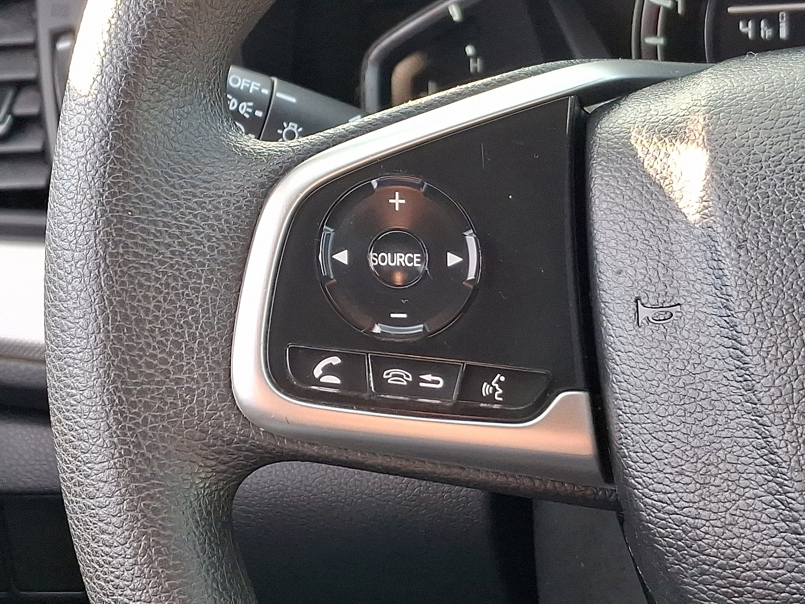 Used 2017 Honda CR-V LX image 20