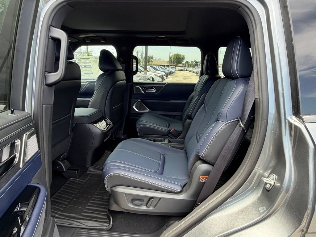 New 2027 INFINITI QX80 Sensory w/ Sport Exterior Package AWD/4WD image 11