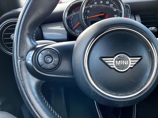 Used 2021 MINI Cooper 4-Door Hardtop image 20