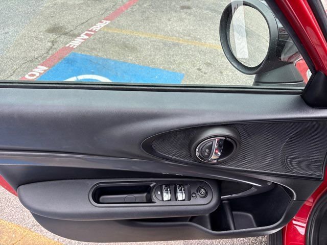 Used 2018 MINI Cooper Clubman S image 23