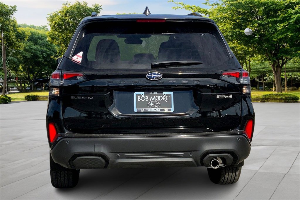New 2025 Subaru Forester Touring image 4
