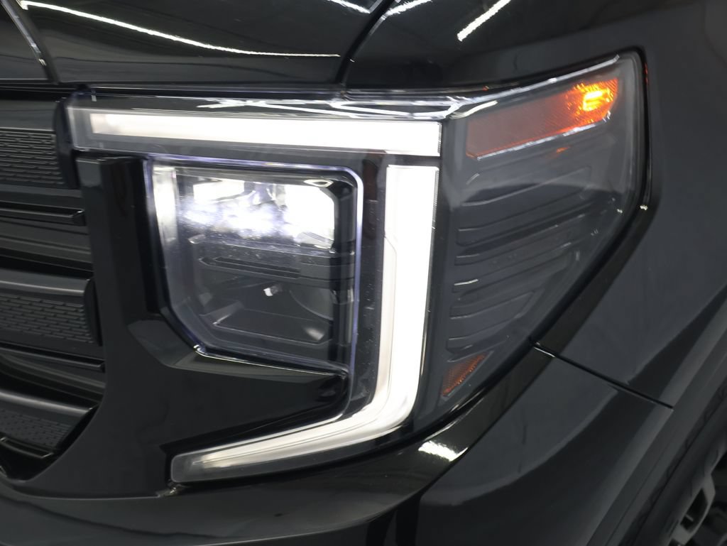 Used 2024 GMC Sierra 1500 Elevation w/ LPO, Elevation Black Package AWD/4WD image 29