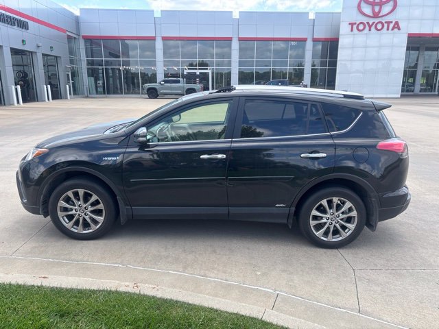 Used 2016 Toyota RAV4 Limited w/ Advanced Technology Package AWD/4WD image 7