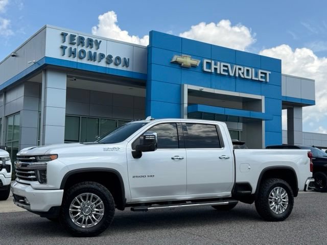 Used 2020 Chevrolet Silverado 2500 High Country w/ Z71 Off-Road Package AWD/4WD video 1