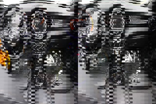 Used 2016 MINI Cooper S image 2