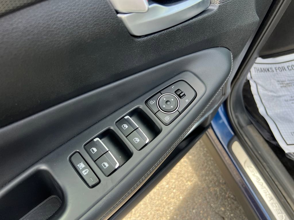 Used 2019 Hyundai Santa Fe AWD image 16