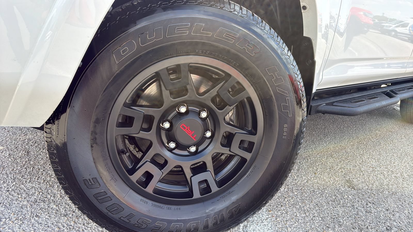 Used 2023 Toyota 4Runner TRD Off-Road Premium w/ Off Road Premium Plus Package AWD/4WD image 29