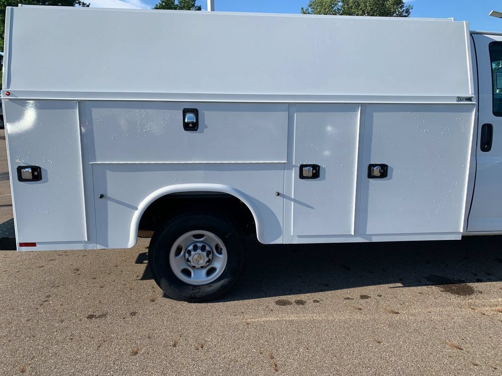 New 2025 Chevrolet Express 3500 Work Van w/ Power Convenience Package RWD image 24