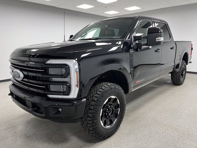 Used 2025 Ford F350 Platinum w/ Tremor Off-Road Package AWD/4WD image 4