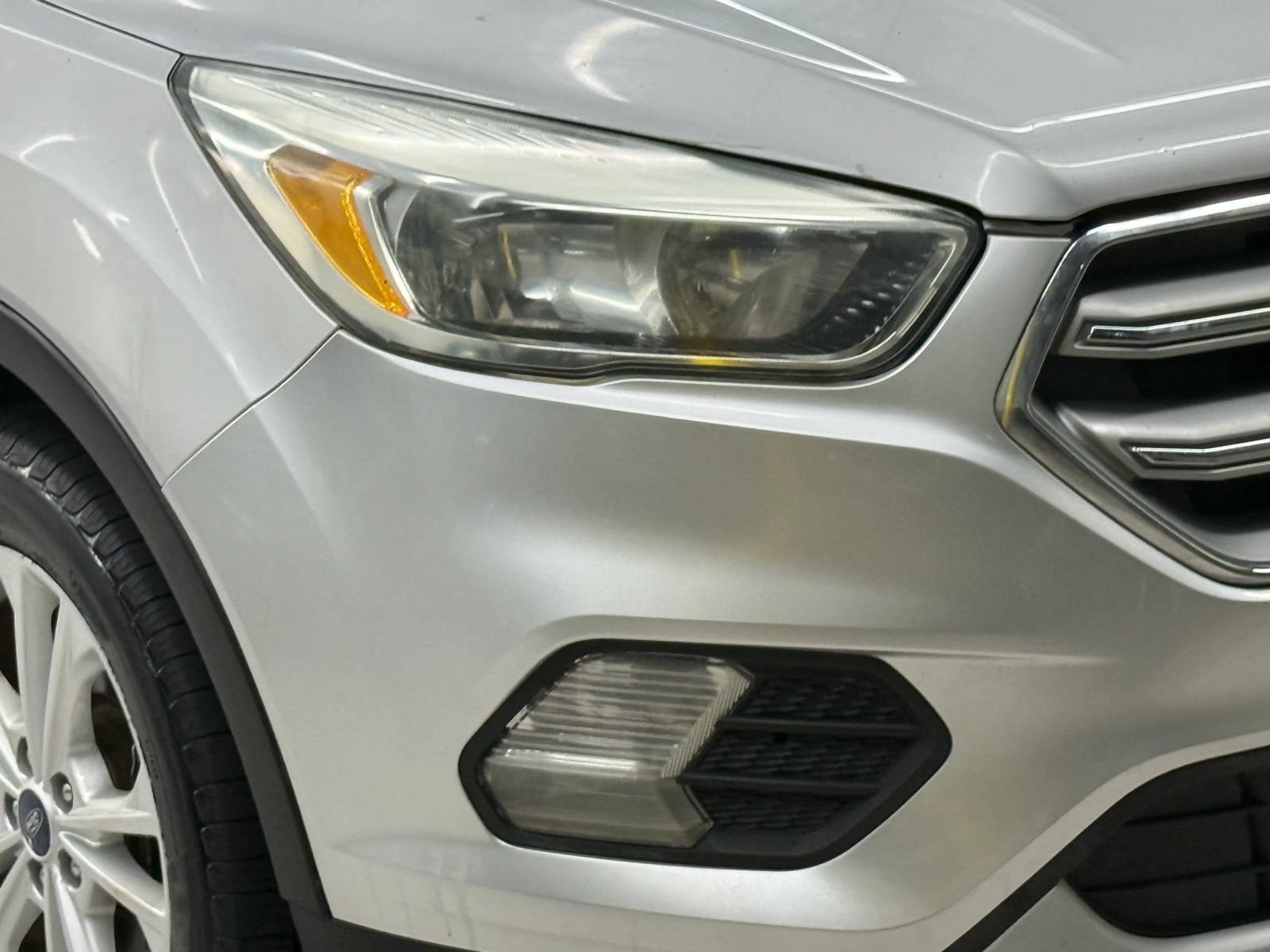 Used 2017 Ford Escape SE FWD image 6
