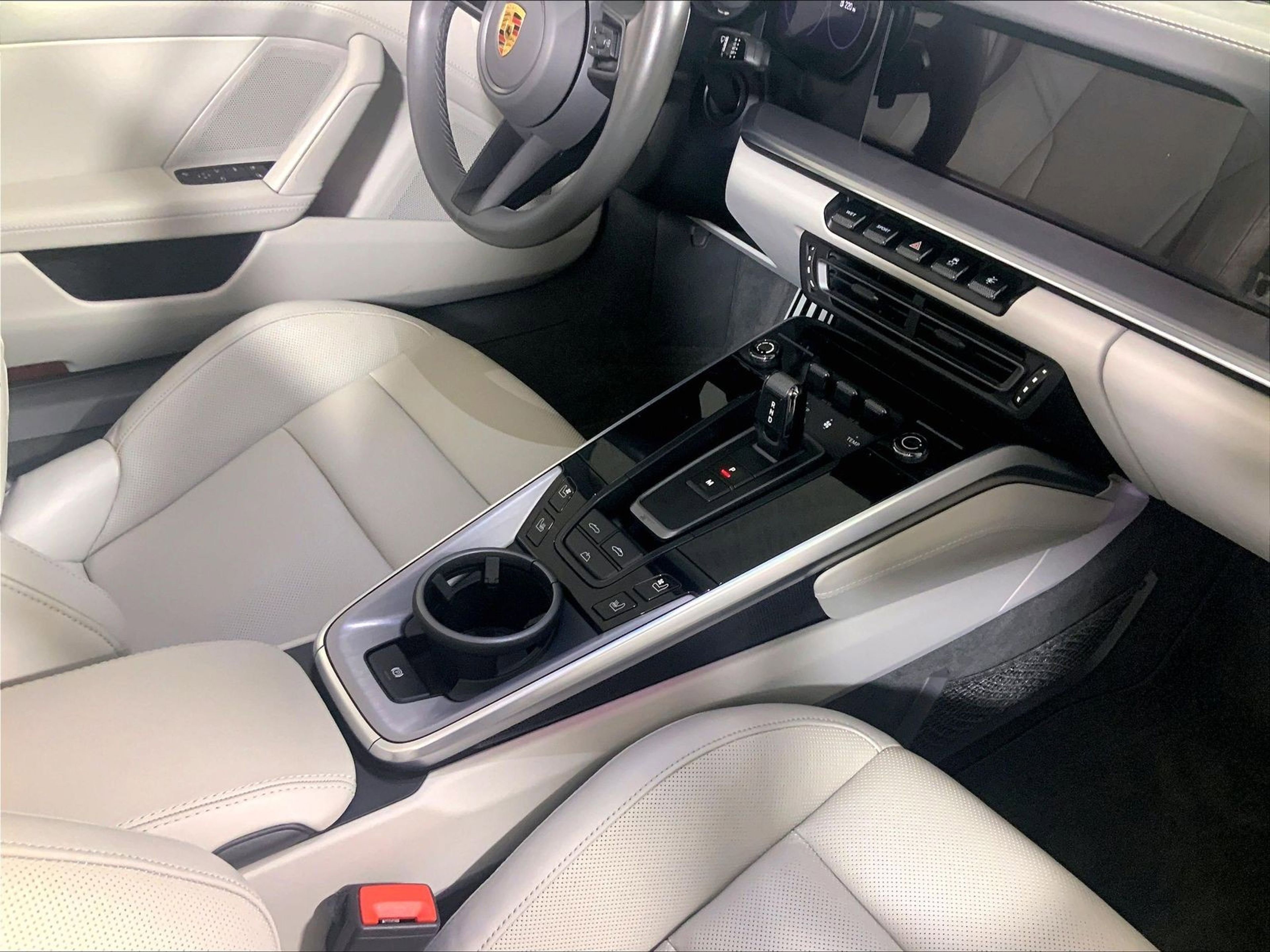 Certified 2022 Porsche 911 Carrera RWD image 16