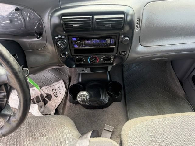 Used 2002 Ford Ranger XLT AWD/4WD image 22