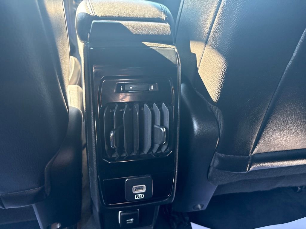Used 2023 Jeep Compass Latitude w/ Sun and Sound Group image 30