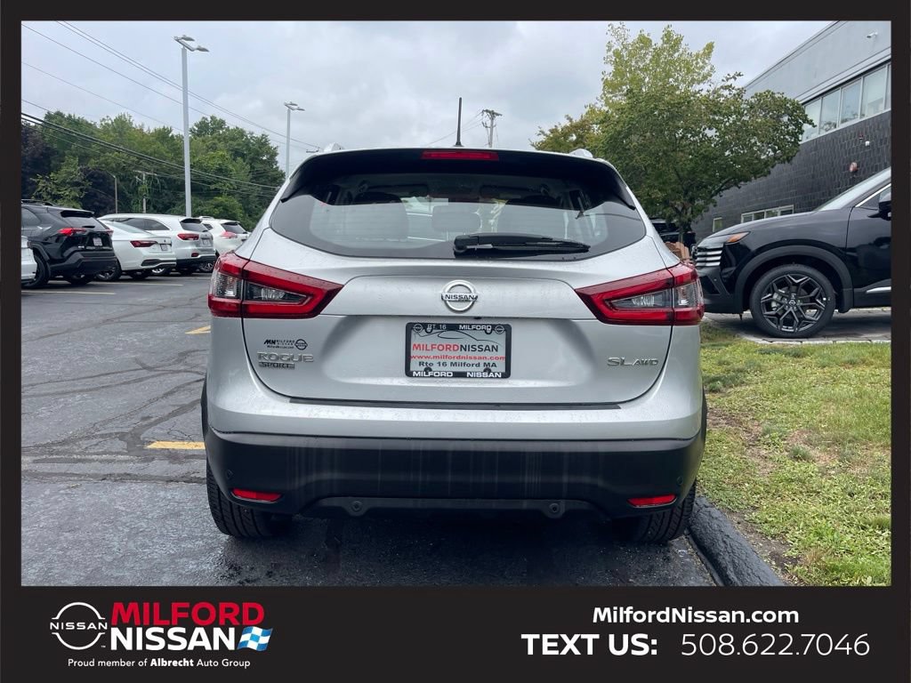 Used 2020 Nissan Rogue Sport SL AWD/4WD image 4