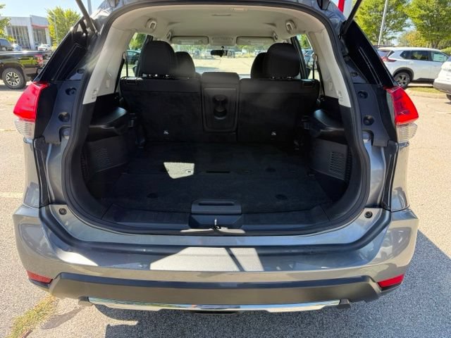 Used 2017 Nissan Rogue S AWD/4WD image 10