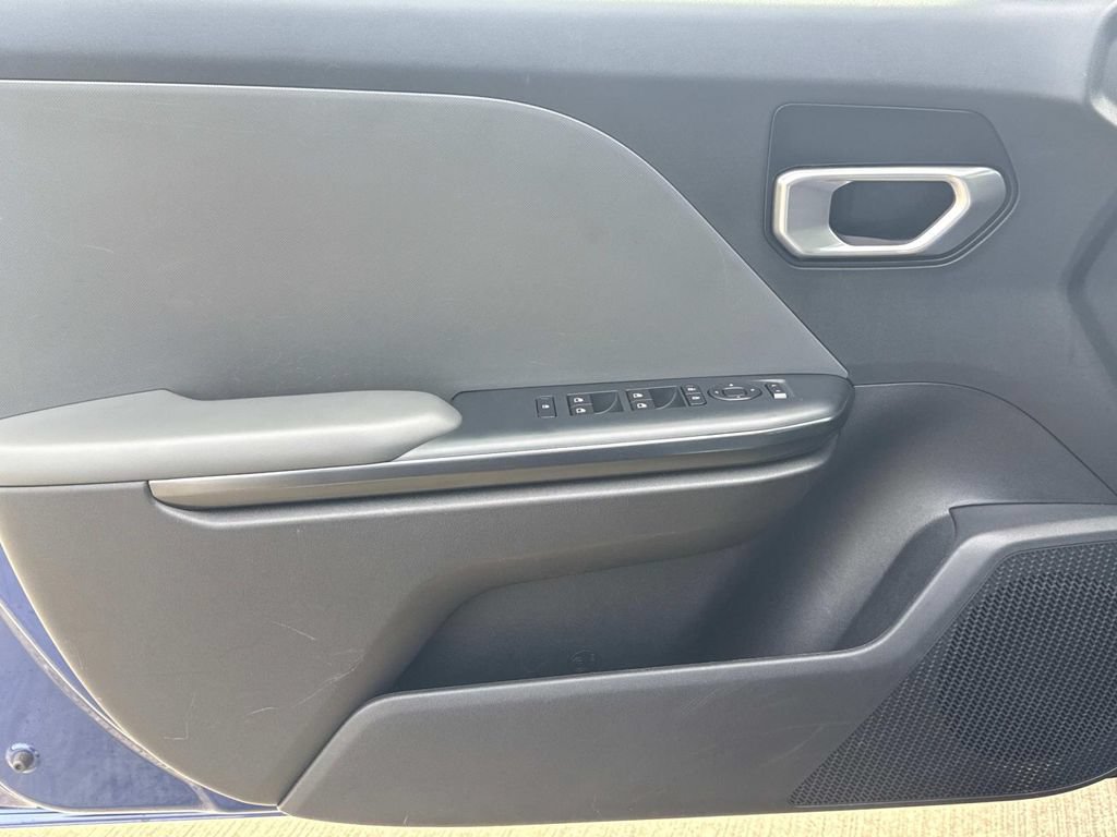 Used 2025 Kia K4 FWD image 24