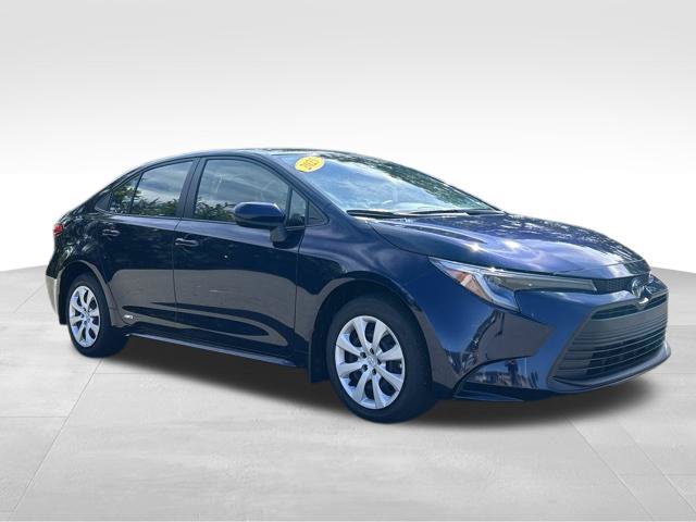 Certified 2025 Toyota Corolla LE AWD/4WD image 7