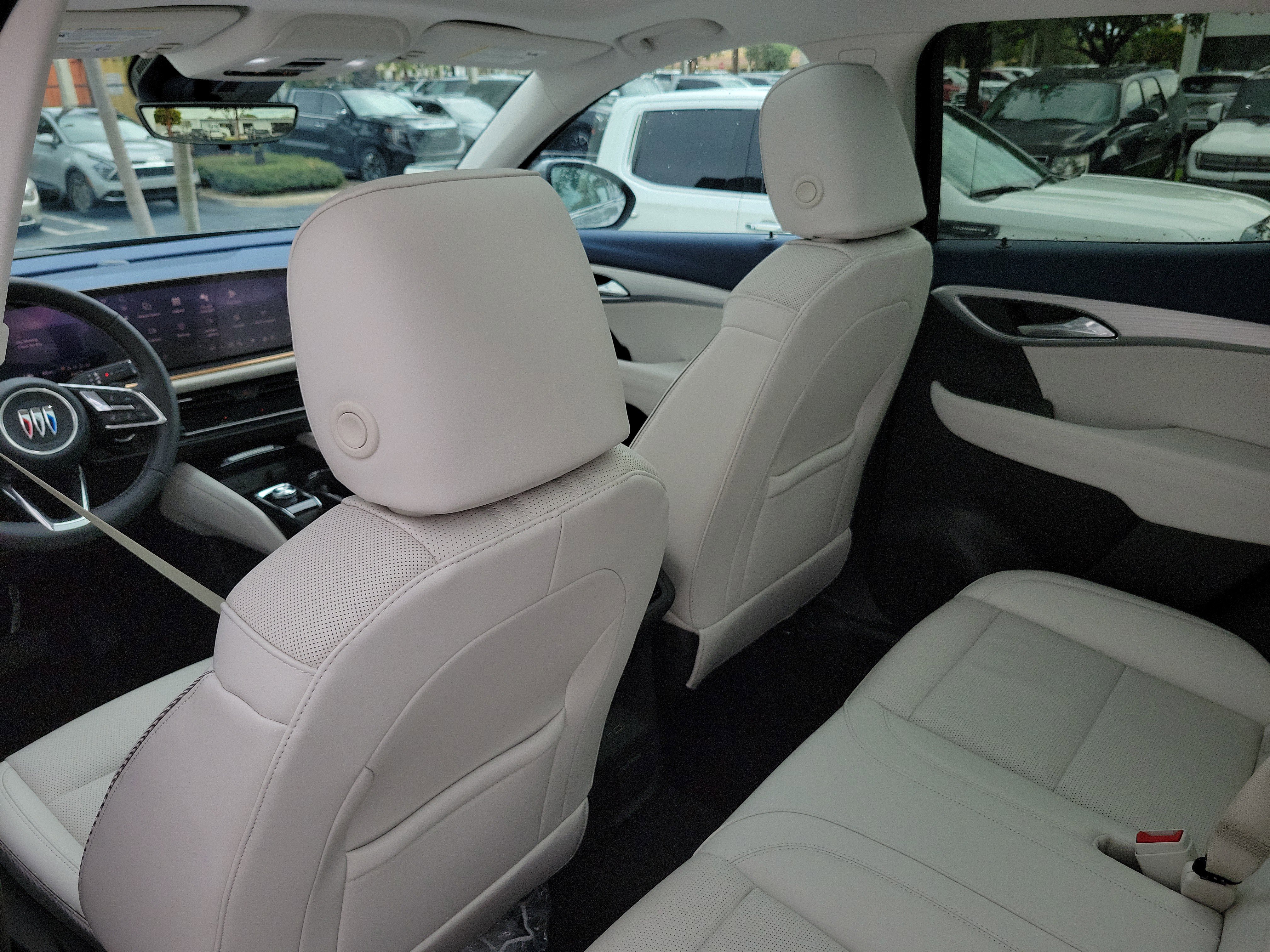 New 2026 Buick Envision Avenir image 14