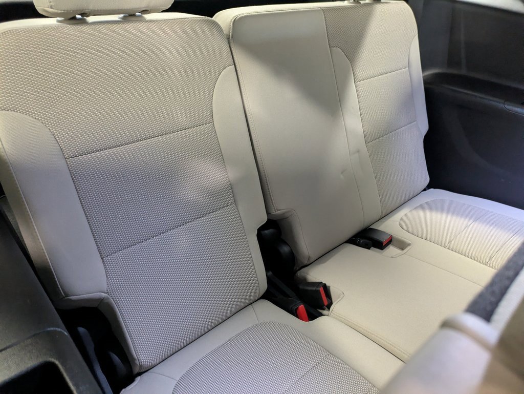 Used 2022 Chevrolet Traverse LS image 26