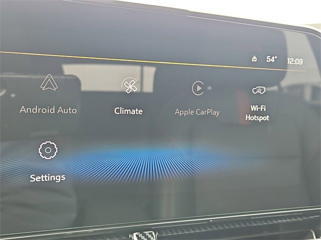 Used 2024 Chevrolet Trax RS image 3