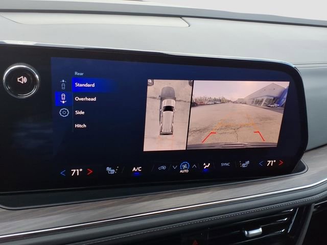 Used 2025 Chevrolet Tahoe LT image 15