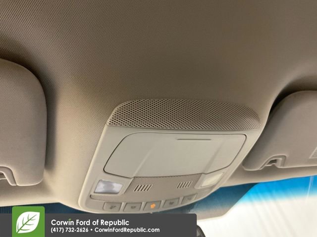 Used 2024 Ford Edge SEL AWD/4WD image 15