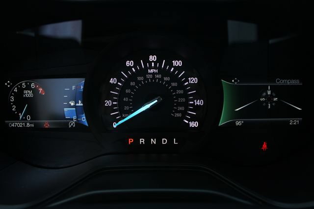 Used 2020 Ford Fusion SE FWD image 10