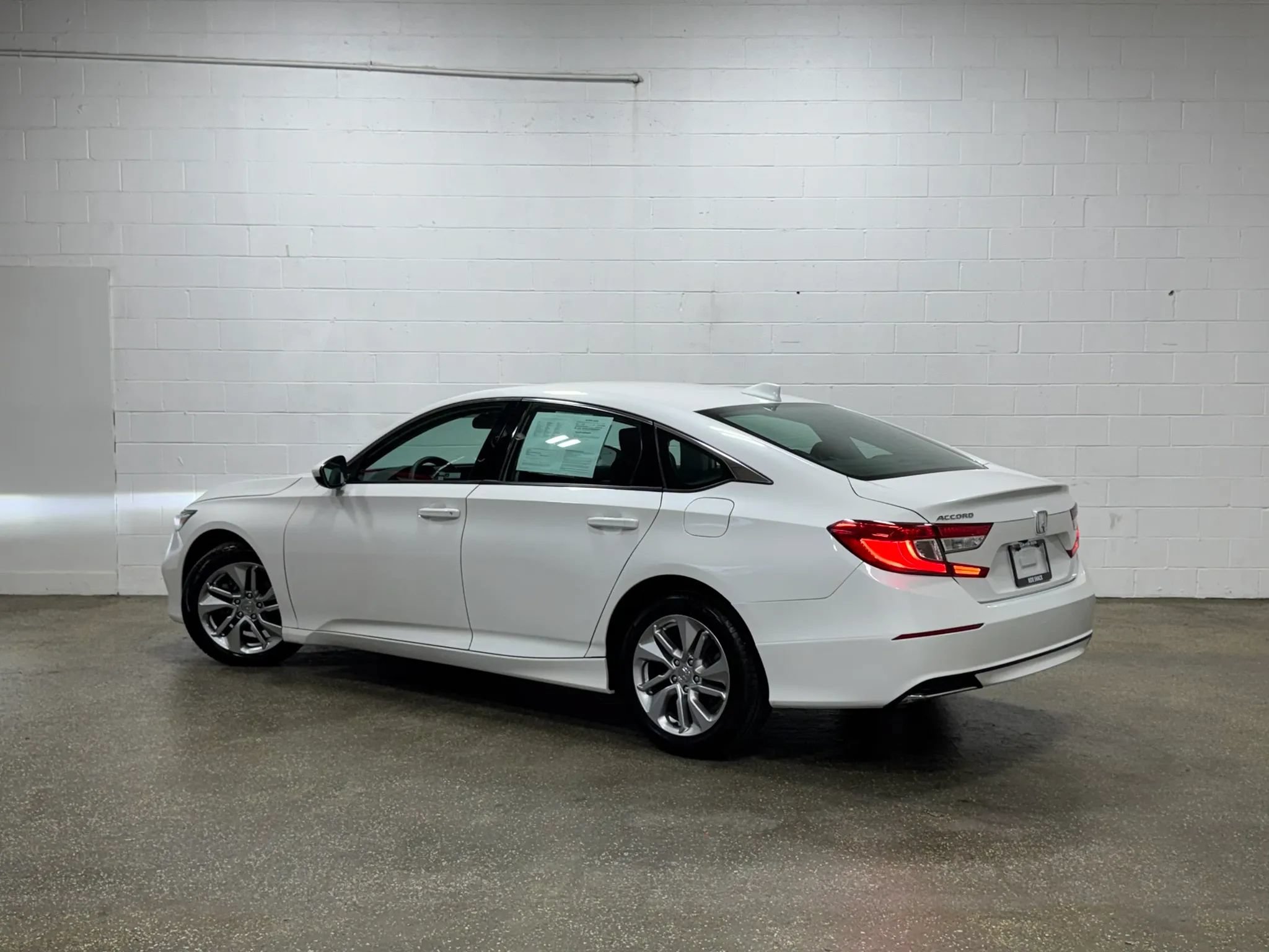 Used 2019 Honda Accord LX image 5