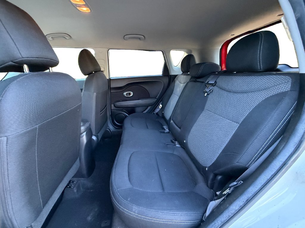 Used 2018 Kia Soul + FWD image 13