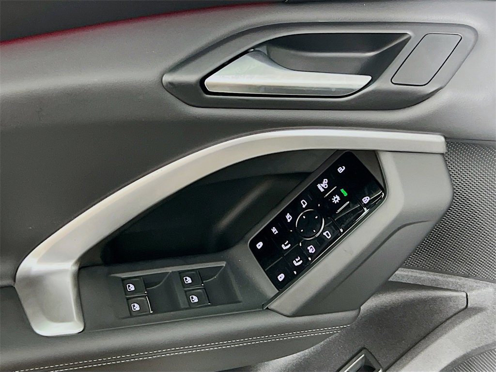 New 2025 Audi Q5 Premium Plus image 18