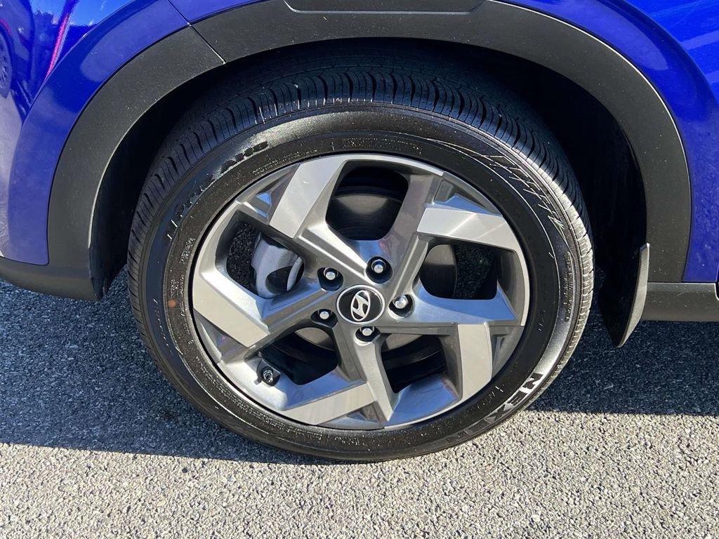 Certified 2024 Hyundai Venue Limited image 10