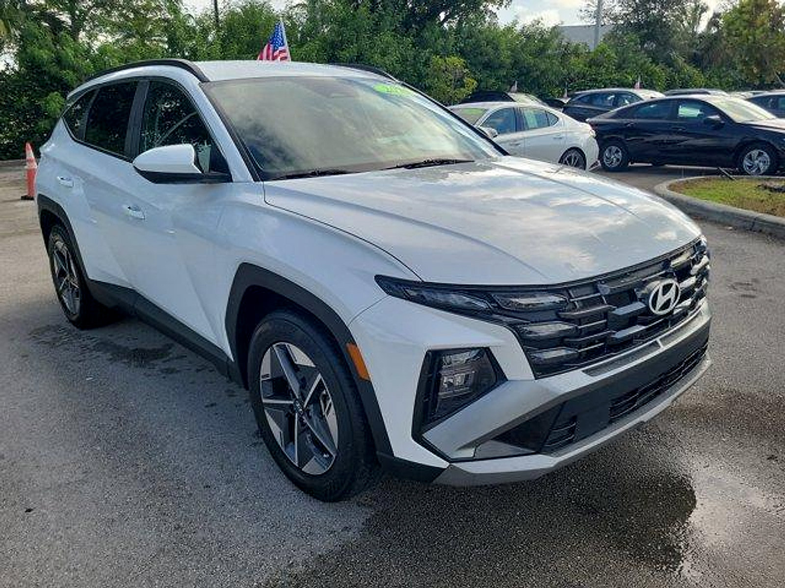 Certified 2025 Hyundai Tucson SEL FWD image 3