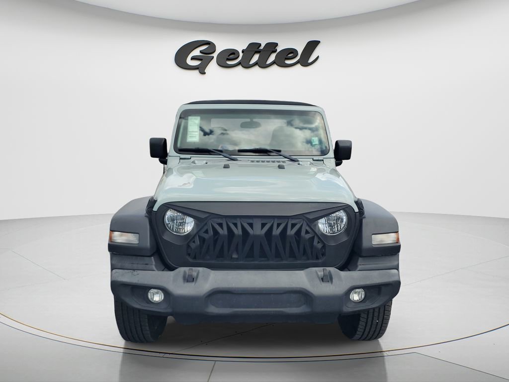 Used 2023 Jeep Wrangler Sport S image 2