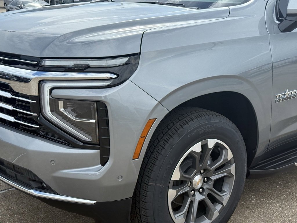 New 2026 Chevrolet Suburban LT w/ Comfort Package image 2