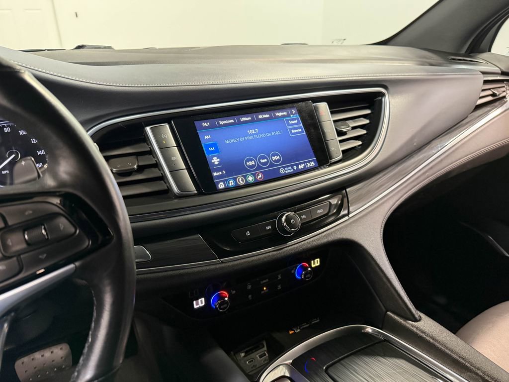 Used 2023 Buick Enclave Essence AWD/4WD image 79