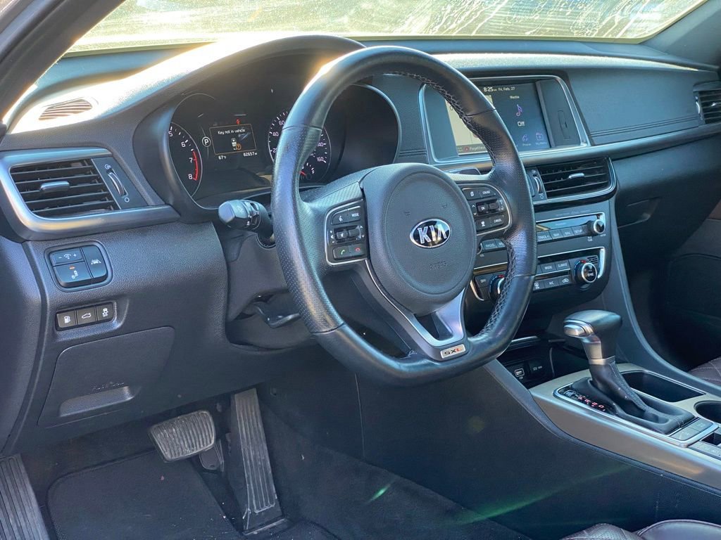 Used 2018 Kia Optima SX w/ Technology Package image 10