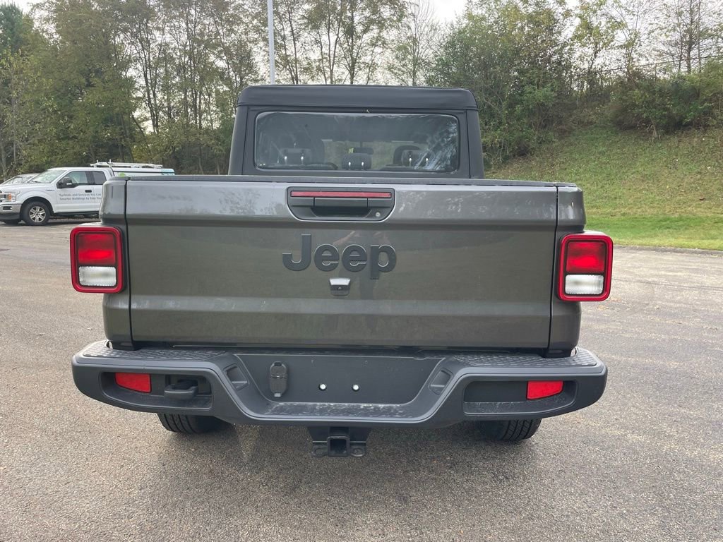New 2025 Jeep Gladiator Sport AWD/4WD image 4
