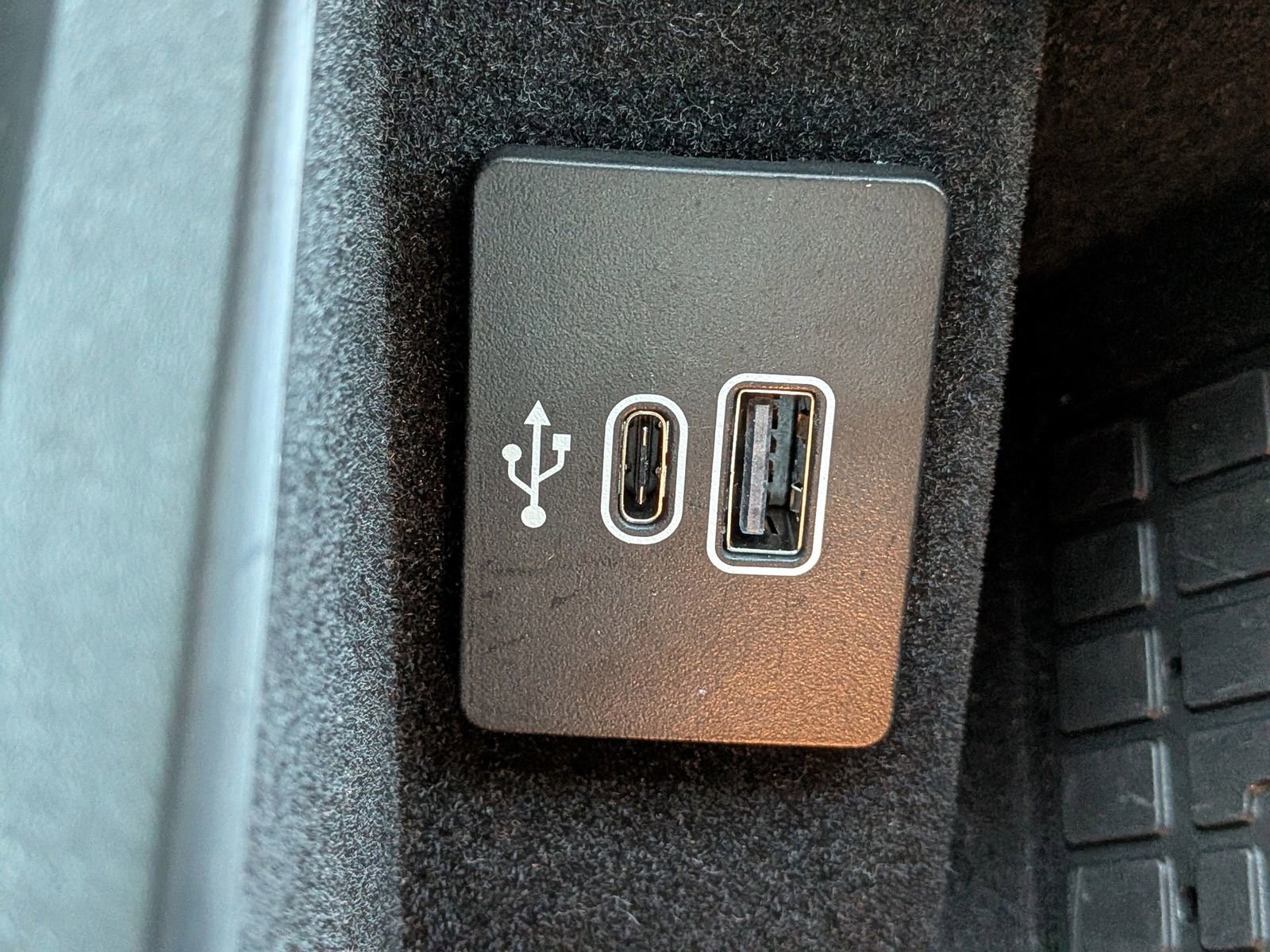 Used 2025 Lincoln Navigator L Black Label image 28