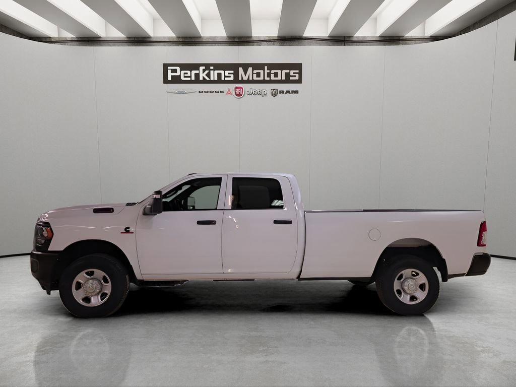 Used 2023 RAM 3500 Tradesman AWD/4WD image 2