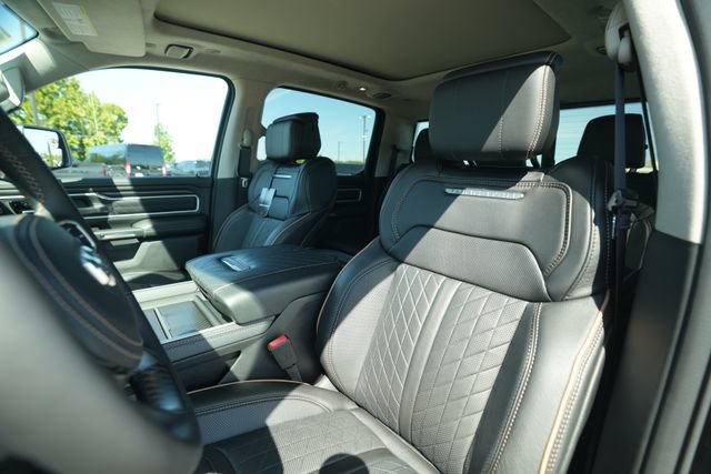 New 2026 RAM 1500 Tungsten w/ Trailer Tow Group AWD/4WD image 44