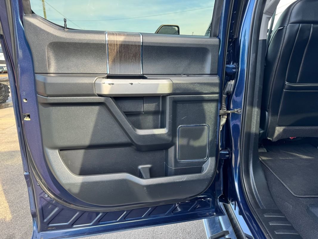 Used 2020 Ford F250 Lariat w/ Lariat Value Package AWD/4WD image 21