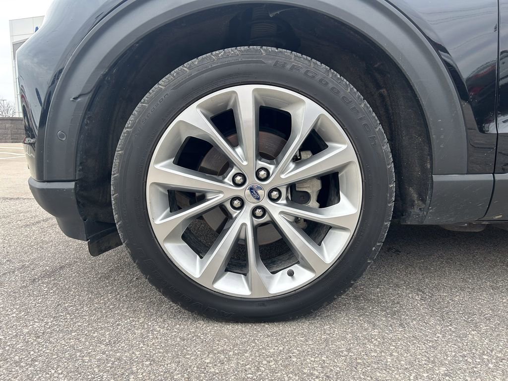 Used 2021 Ford Explorer Platinum w/ Equipment Group 601A image 34